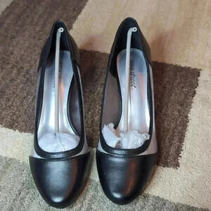 Easy Street Womens Cody Stiletto Heel Pumps